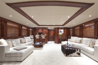 Yacht AMINAH -  Skylounge